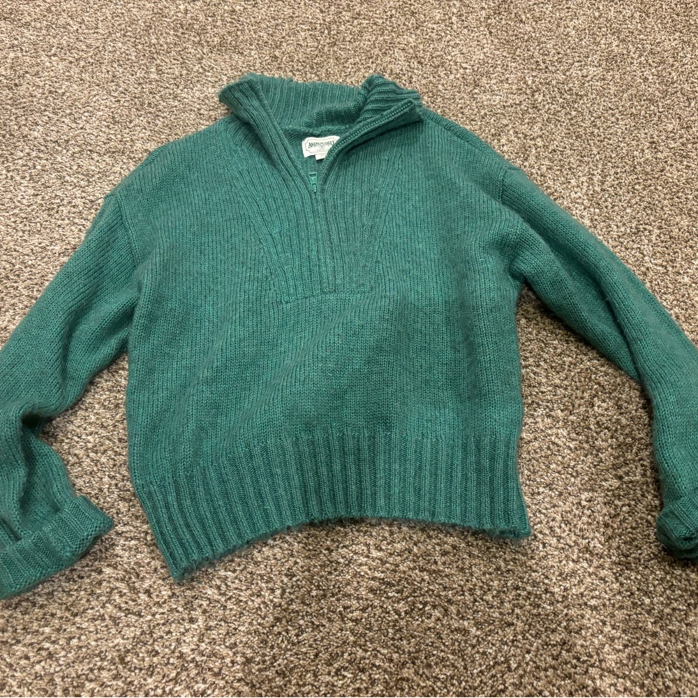 Green American Eagle sweater!